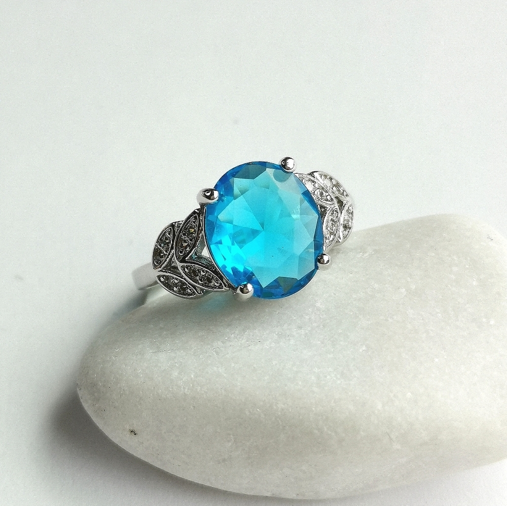CZ Swiss Blue Topaz cz ring size 7 🆕